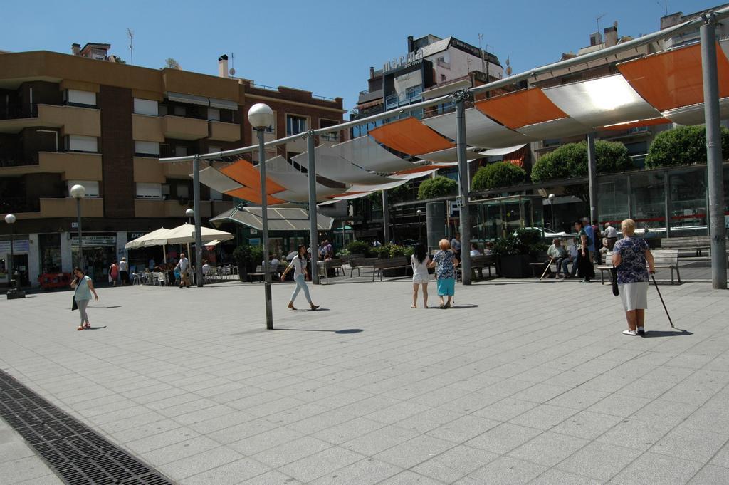 Bcn4Days Apartments L’Hospitalet de Llobregat Exterior foto